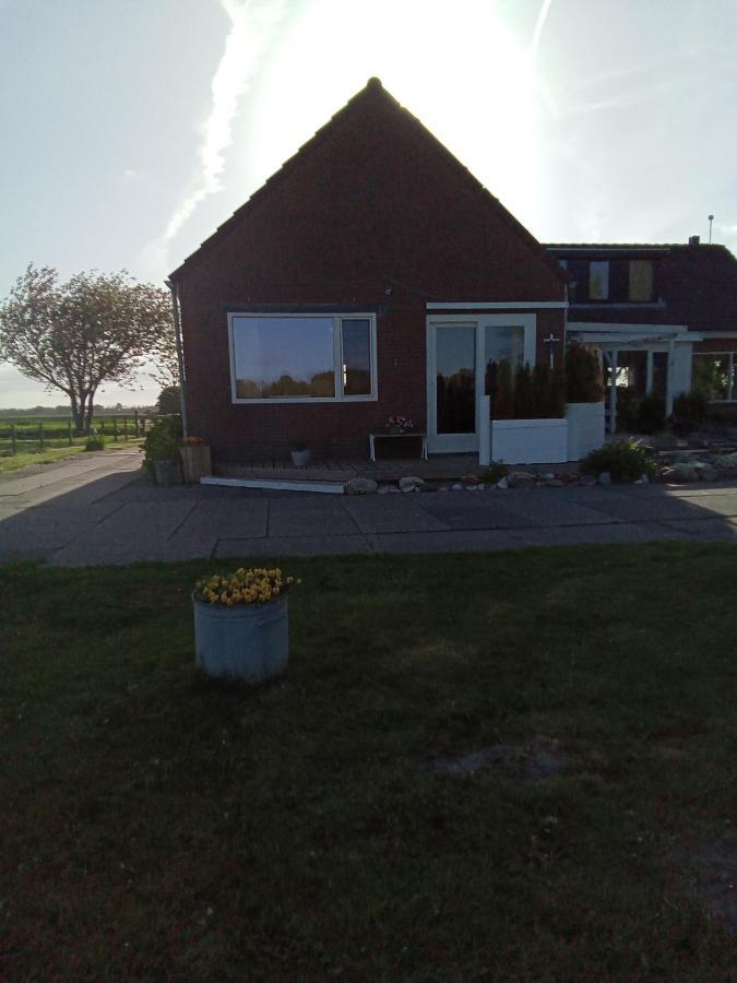 Bed and Breakfast De Indiaan Noord-Scharwoude Exterior foto